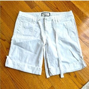 Abercrombie & Fitch Women’s White Board Shorts Size 2